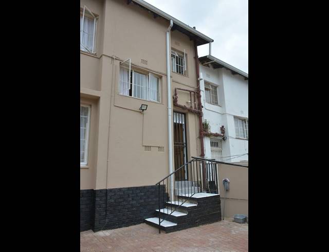 1 BEDROOM PROPERTY TO RENT IN BRAAMFONTEIN